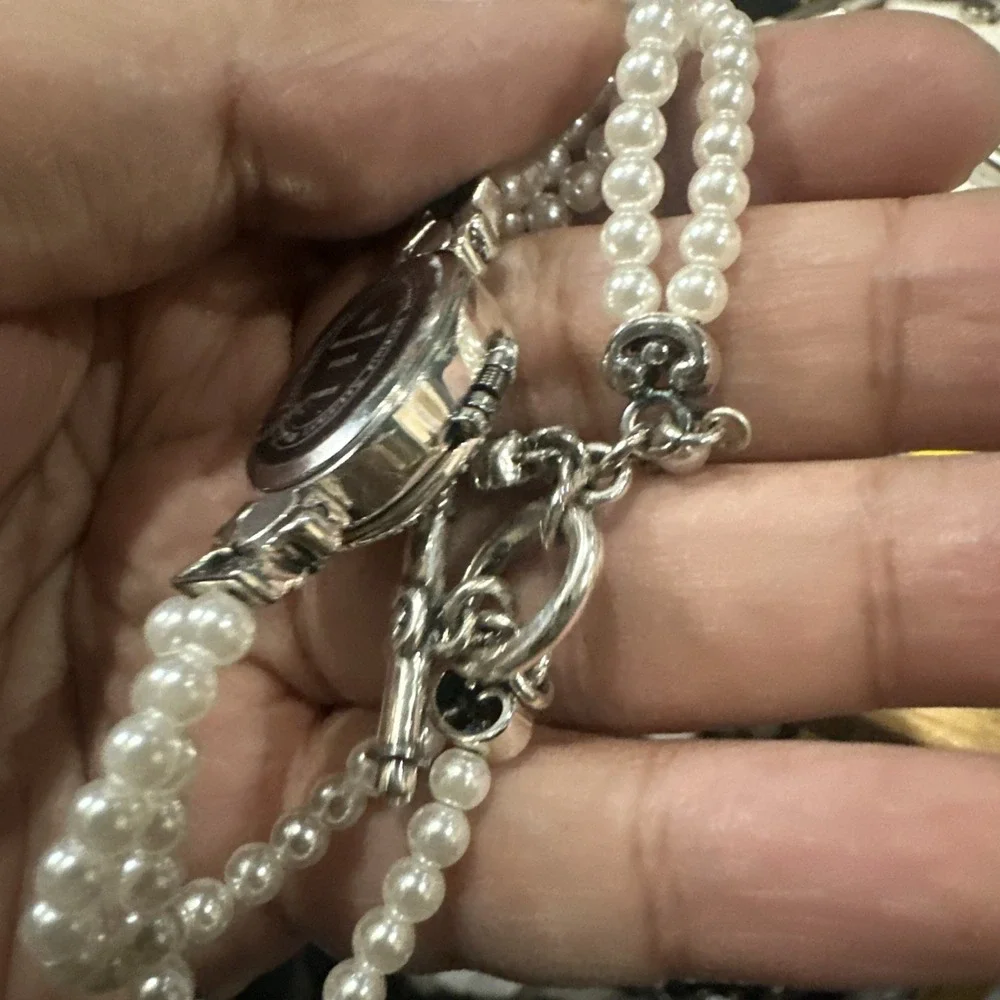 Works Metropolitan Womens Pearls Peek A Boo Watch Fit 7.25 19mm - Missing Stone